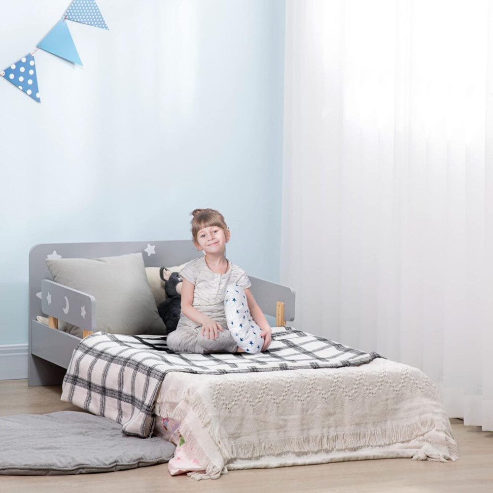 ZONEKIZ Toddler Bed